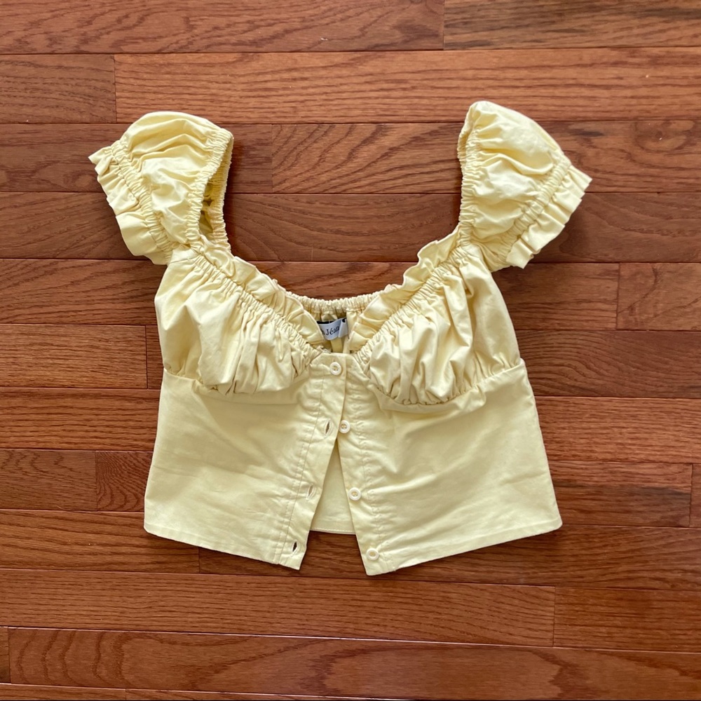 With Jean Yellow puff sleeve crop top